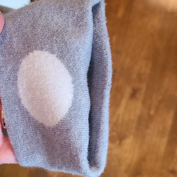 Grey Top - Picture 4 of 7